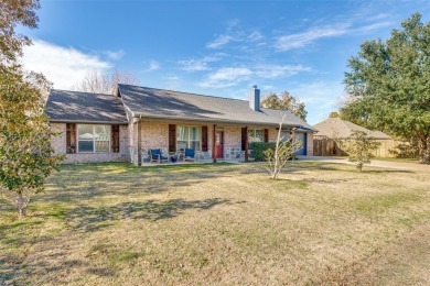 Lake Ray Roberts Home Sale Pending in Tioga Texas