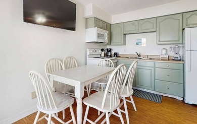 1118 W Beach Blvd 22 - photo 7