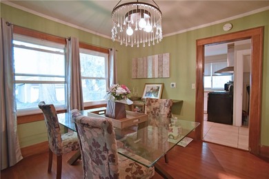 Discover The Charm and Comfort of this Inviting 3 Bedroom 1.5 - photo 7