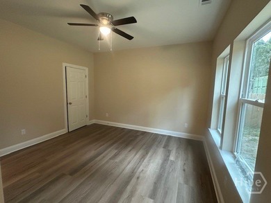 Discover your dream home in the beautiful Broad River Bluff - photo 11