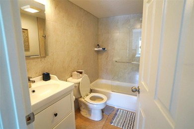 Charlotte Square Updated 55+ community. Pristine and furnished - photo 14