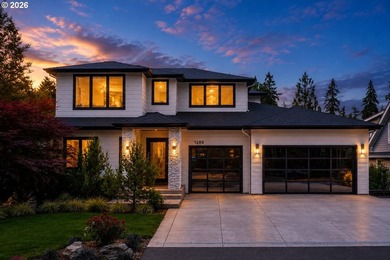 Set in Lake Oswego's coveted Country Club District, this - photo 1