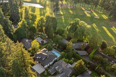 Set in Lake Oswego's coveted Country Club District, this - photo 4
