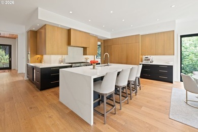 Set in Lake Oswego's coveted Country Club District, this - photo 6