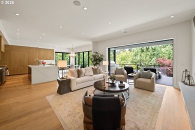 Set in Lake Oswego's coveted Country Club District, this - photo 10
