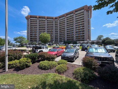 Fabulous 11th floor Condo in Valley Forge Towers offering Resort - photo 31