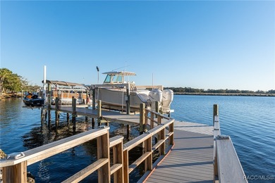 Just 1 hour from Tampa via Suncoast Parkway, this rare main - photo 46
