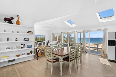 A rare dual-waterfront opportunity in Southampton, this unique - photo 6