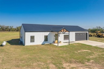 Near Lake Fork on 10 acres, Open concept 2bed/2bath w/workshop! S - Lake Home SOLD! in Emory, Texas