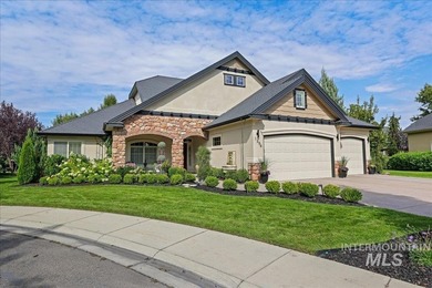Stunning two-story home tucked away on Overlake Court in - photo 1