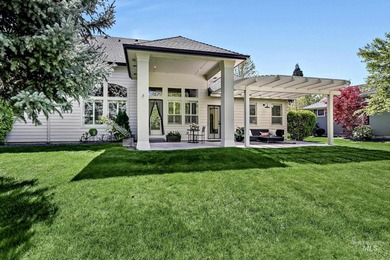 Stunning two-story home tucked away on Overlake Court in - photo 6
