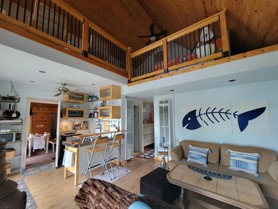 New Price! Waterfront Completely Furnished - Immaculate - photo 18