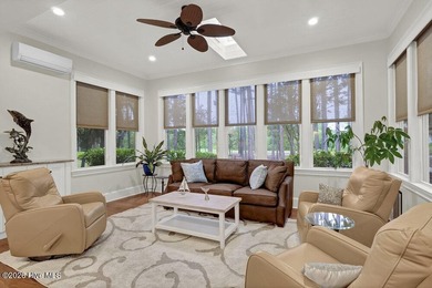 Welcome to this exceptional 4 bedroom, 3.5 bath home overlooking - photo 11