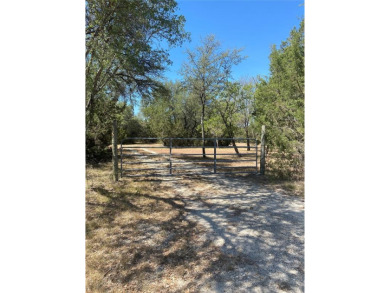 5 acres Joins Corps of Engineers property. Nice subdivision very - Lake Acreage For Sale in Morgan, Texas