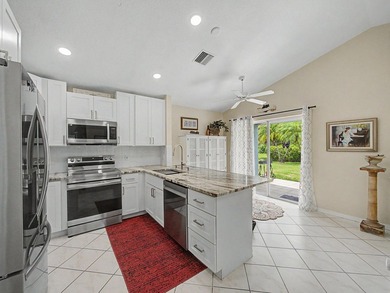 Welcome to this beautifully upgraded 3-bedroom, 2-bathroom home - photo 12