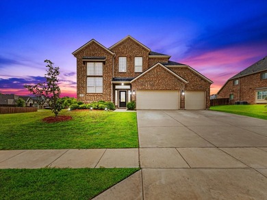 Welcome to this spacious and well-appointed home in Oak Point - photo 31
