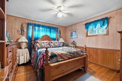 Welcome to your own private retreat! Situated on approximately 8 - photo 34