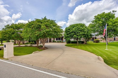 Pecan Plantation Nutcracker Golf Course. Custom-built by Will - photo 3