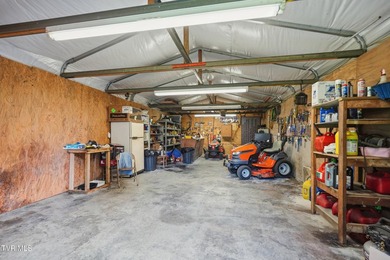 Welcome to your own private retreat! Situated on approximately 8 - photo 50
