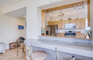 This spacious corner unit in Harbourside is move-in ready with - photo 14