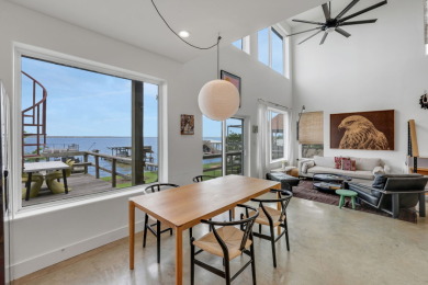 Contemporary Waterfront Home - photo 7
