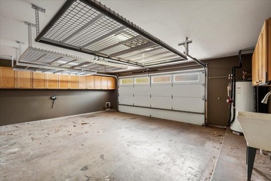 Calling all Savvy Investors and 1st time homebuyers! Great - photo 39