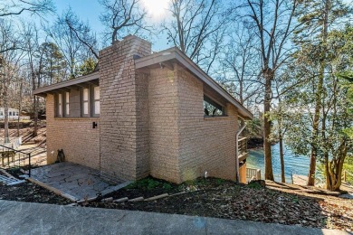 Lake Home For Sale in Anderson, South Carolina