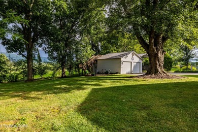 a charming cottage style home full of warmth, character, and - photo 44