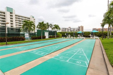 This spacious corner unit in Harbourside is move-in ready with - photo 44