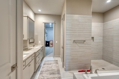 Experience effortless luxury living in the highly sought-after - photo 14