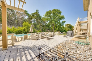 Perched above the shores of Lake Texoma, this stunning modern - photo 34