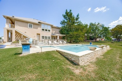 Perched above the shores of Lake Texoma, this stunning modern - photo 38