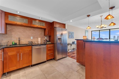 Little Maule Lake Condo For Sale in Aventura Florida