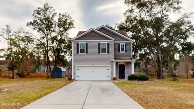 (private lake, pond, creek) Home Sale Pending in Beaufort South Carolina