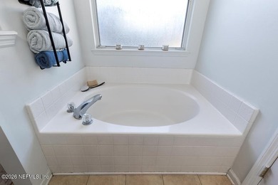 A home with a backyard and in-ground pool on a cul de sac. Check - photo 14