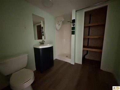 A budget-friendly mobile home on 0.27 acres inside city limits - photo 16