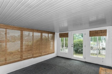 LEGAL ACCESSORY APARTMENT in this 2200 Sq Ft Hi-Ranch! Featuring - photo 19
