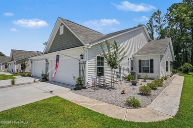 Welcome to 1512 Jardine Loop, a beautifully maintained - photo 3