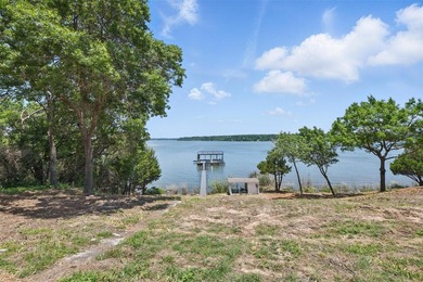Looking for deeded waterfront property with an exceptional - photo 4