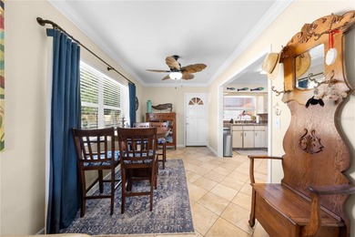 Fabulous Alligator Lake Property The property has a 2 bedroom 2 - photo 7