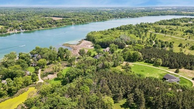 Welcome to your ultimate waterfront oasis on highly sought-after - photo 6