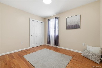 Welcome to this stunning duplex, meticulously done with high-end - photo 7