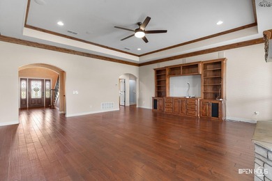 Spacious 4-bedroom, 3.5-bath luxury single-owner home situated - photo 5