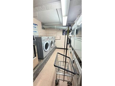 Marine Park/Flatland Location. Beautiful 2 bedroom co-op in