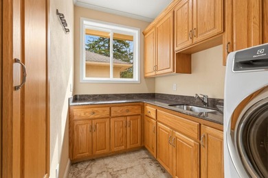 RUNNING Y ESTATE - WATER VIEW ON 2.65 ACRES - LIVES LIKE ONE - photo 31