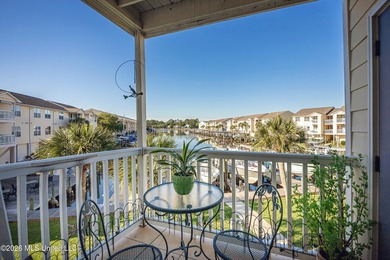 Wake up to stunning bayou views in one of the largest and - photo 35