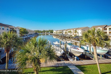 Wake up to stunning bayou views in one of the largest and - photo 37