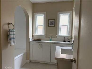 Charming Spanish inspired single story home in Belmont Shore - photo 17
