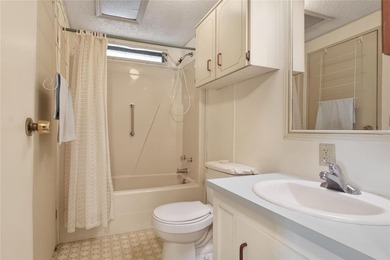EASY TO SEE, SCHEDULE YOU'RE VIEWING NOW! NO LOT RENT HERE - photo 26