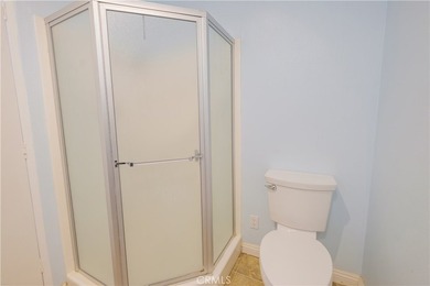 This beautiful home is located in the desirable Skyline mobile - photo 10